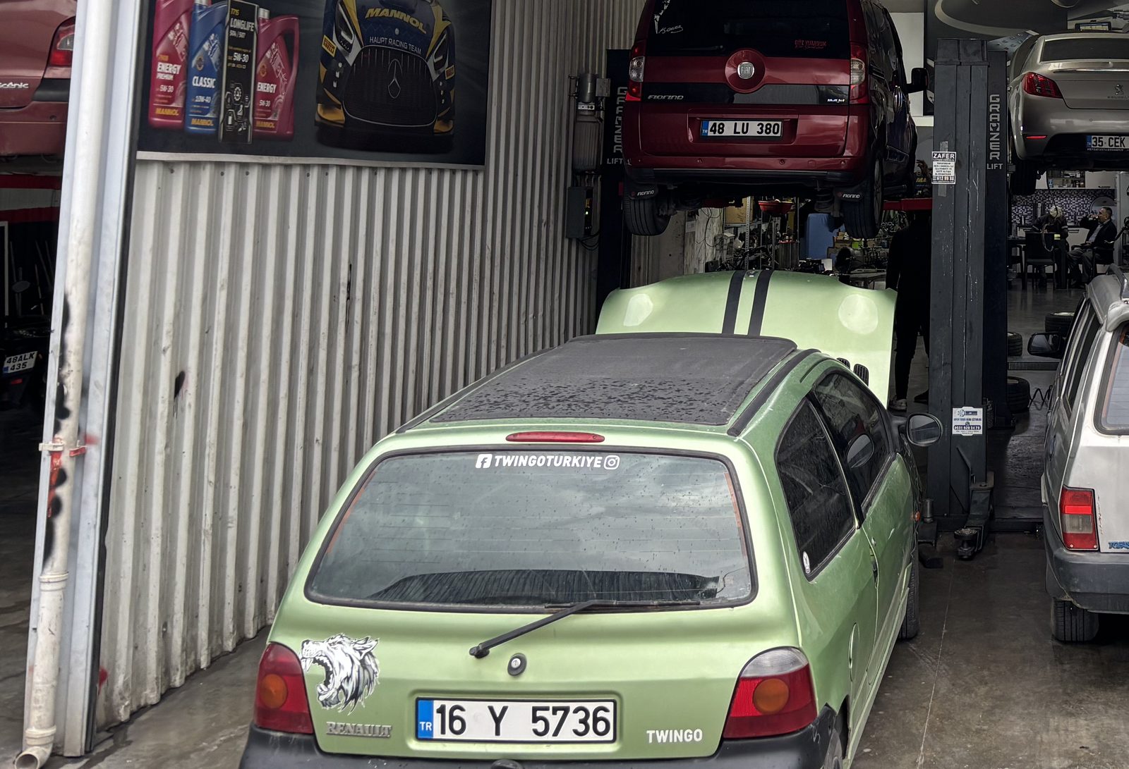 Renault Twingo bakım — Nevzat Usta Otomotiv Fethiye'de müşteri aracı